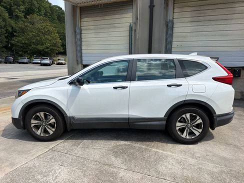 Used 2019 Honda CR-V LX image 7