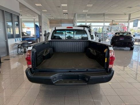 Used 2014 Toyota Tacoma 2WD Regular Cab image 5
