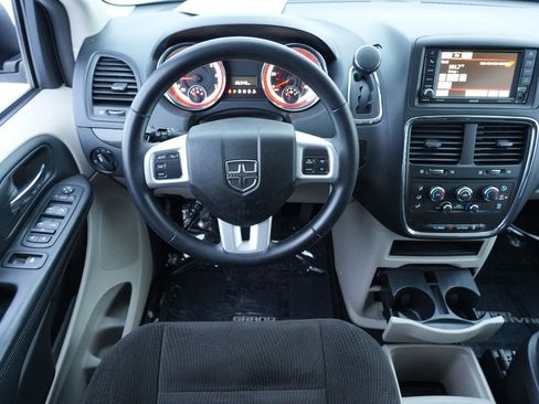 Used 2017 Dodge Grand Caravan SE w/ Power Window Group image 20