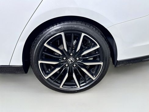 Used 2023 Honda Accord Touring image 29
