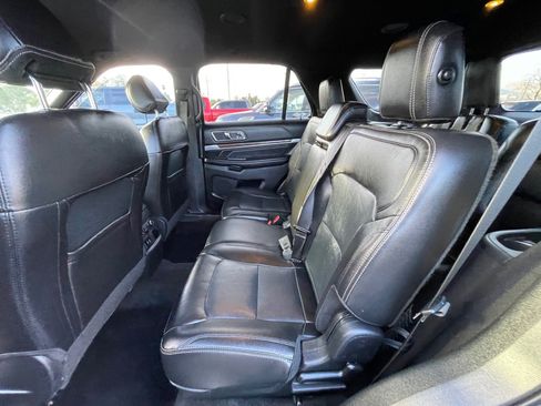 Used 2017 Ford Explorer Limited w/ Class II Trailer Tow Package image 23