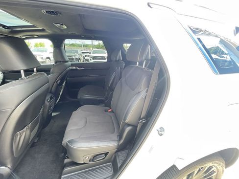 Used 2024 Hyundai Palisade Calligraphy AWD/4WD image 25