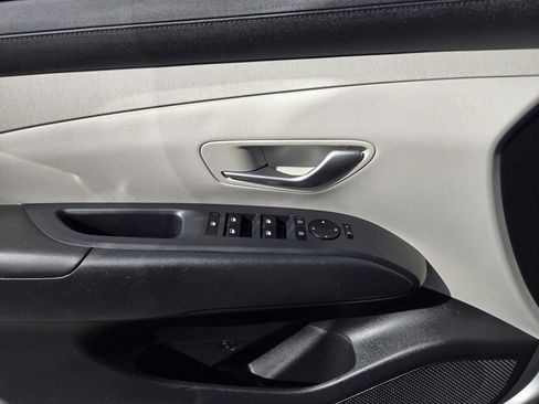 Certified 2025 Hyundai Tucson SEL FWD image 21