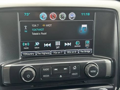 Used 2017 Chevrolet Silverado 1500 LT w/ Midnight Edition AWD/4WD image 27