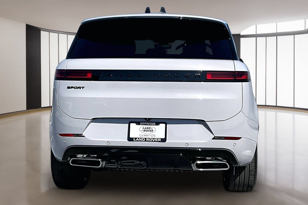 New 2026 Land Rover Range Rover Sport Dynamic SE AWD/4WD image 4