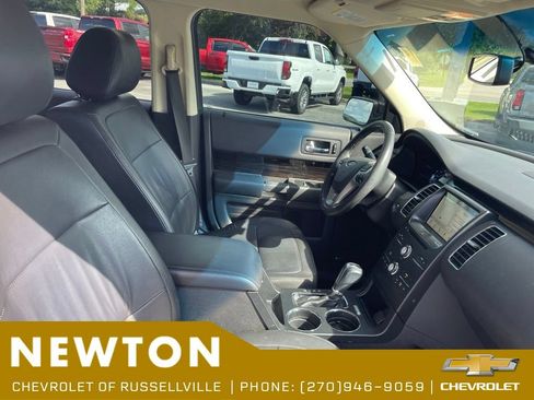 Used 2018 Ford Flex SEL w/ Equipment Group 202A FWD image 8