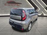 Used 2016 Kia Soul + image 4