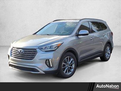 Used 2017 Hyundai Santa Fe SE w/ SE Premium Package 02