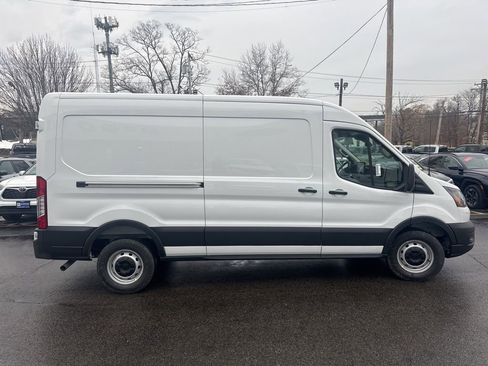 New 2026 Ford Transit 250 148 Medium Roof image 4