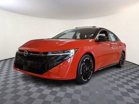 New 2026 Nissan Sentra SR image 2