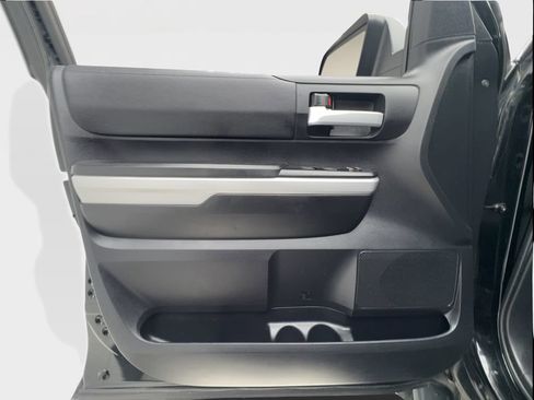 Used 2020 Toyota Tundra SR5 w/ SR5 Leather Package image 21