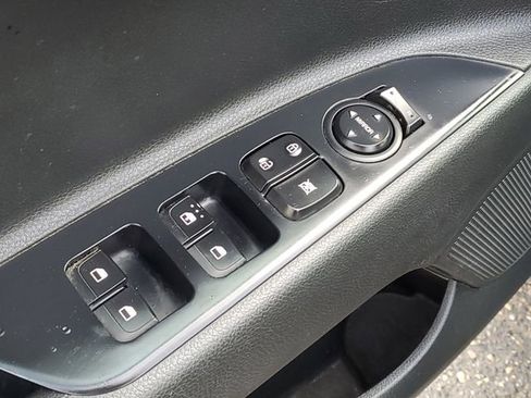 Used 2020 Kia Rio S FWD image 15