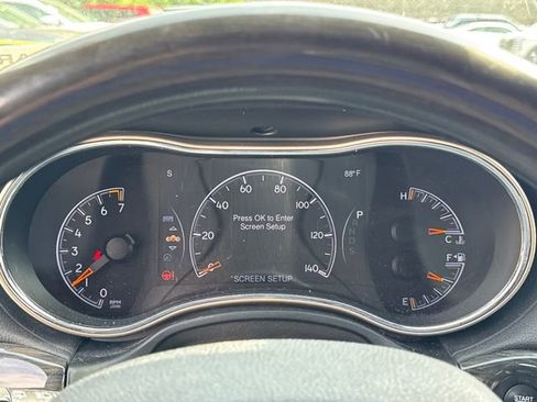 Used 2015 Jeep Grand Cherokee Overland w/ Advanced Technology Group RWD image 17