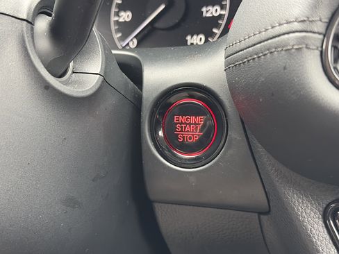 Certified 2023 Honda HR-V LX image 26