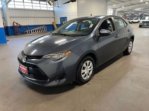 Used 2017 Toyota Corolla L w/ Carpet Mat Package (TMS) FWD image 7