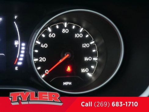 Used 2018 Jeep Compass Latitude w/ Cold Weather Group image 49