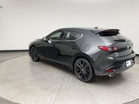Used 2021 MAZDA MAZDA3 Premium Plus image 4
