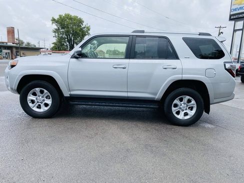 Used 2024 Toyota 4Runner SR5 image 3