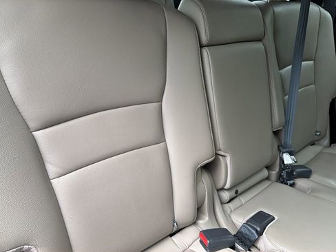 Used 2021 Honda Pilot EX-L image 37