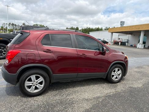 Used 2016 Chevrolet Trax LT FWD image 7