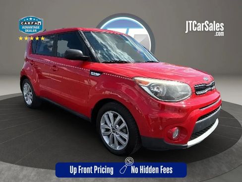 Used 2017 Kia Soul + FWD image 1