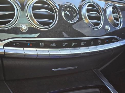 Used 2019 Mercedes-Benz S 560 4MATIC Sedan image 30