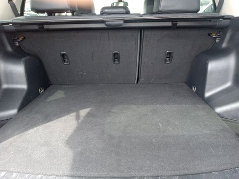 Used 2011 Land Rover LR2 HSE AWD/4WD image 21