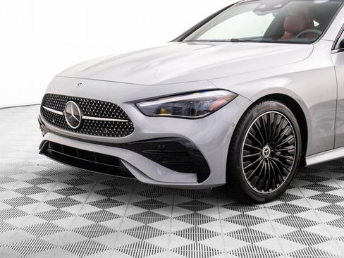 Used 2024 Mercedes-Benz CLE 300 4MATIC Coupe image 33