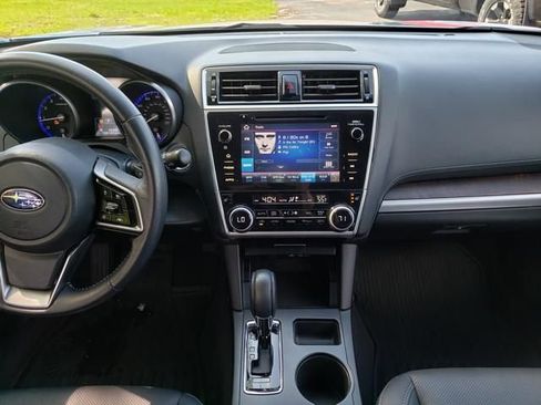 Used 2019 Subaru Outback 2.5i Limited AWD/4WD image 14