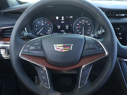 New 2026 Cadillac XT5 Premium Luxury image 19