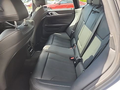 Used 2025 BMW i4 eDrive40 image 19