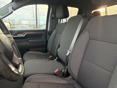 Used 2025 Chevrolet Silverado 1500 LT image 43