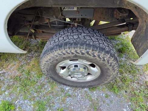 Used 2009 Ford F350 4x4 Crew Cab Super Duty image 28