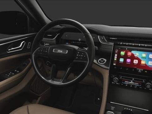 New 2025 Jeep Grand Cherokee Limited w/ Trailer Tow Package image 9