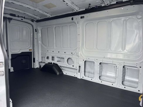 New 2026 Ford Transit 250 148 Medium Roof RWD image 11