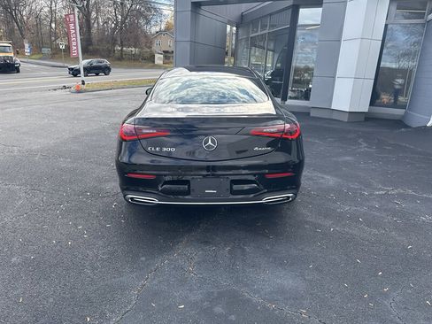 Used 2024 Mercedes-Benz CLE 300 4MATIC Coupe image 5