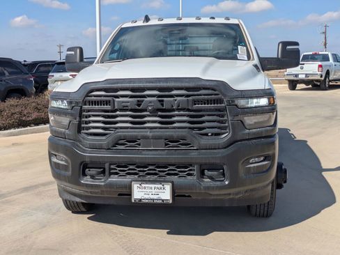 New 2026 RAM 3500 Tradesman AWD/4WD image 8