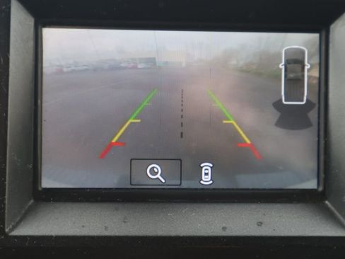 Used 2018 Ford F150 XLT w/ Trailer Tow Package image 10