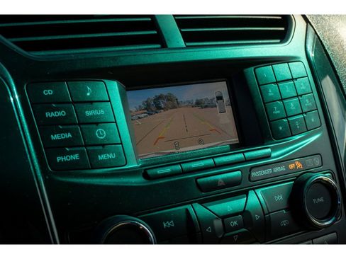 Used 2017 Ford Explorer XLT image 22