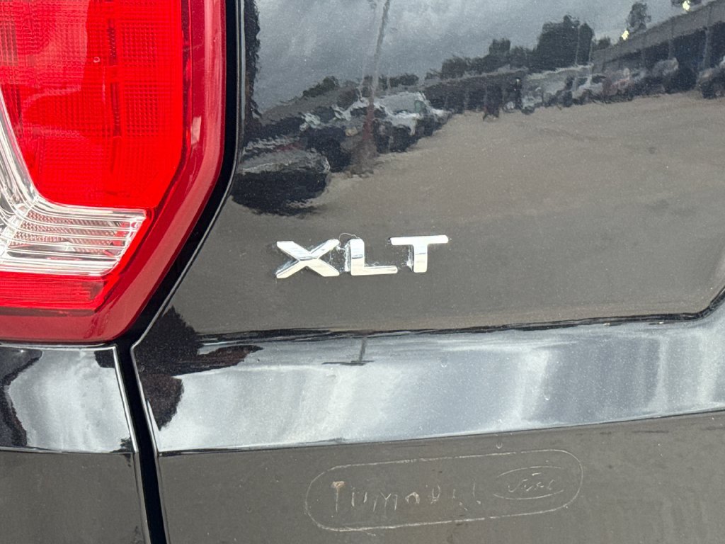 Used 2019 Ford Explorer XLT FWD image 28