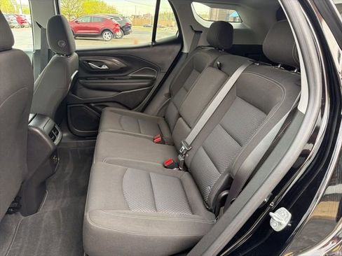 Used 2023 GMC Terrain SLE w/ Driver Convenience Package image 14