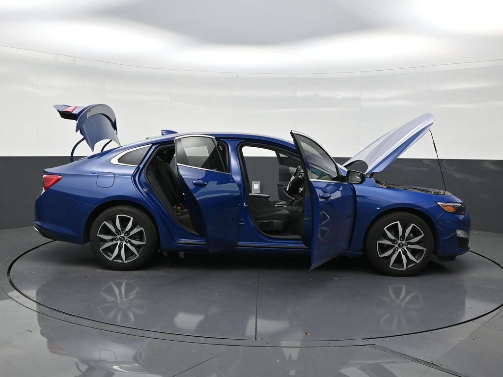 Used 2023 Chevrolet Malibu RS FWD image 30