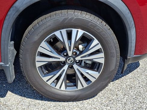 Certified 2021 Nissan Rogue SV w/ Premium Package AWD/4WD image 8