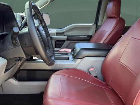 Used 2018 Ford F150 XLT w/ Equipment Group 302A Luxury AWD/4WD image 17