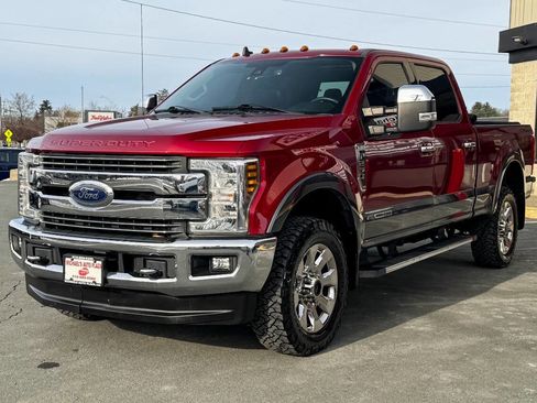 Used 2019 Ford F250 Lariat w/ Lariat Ultimate Package image 8
