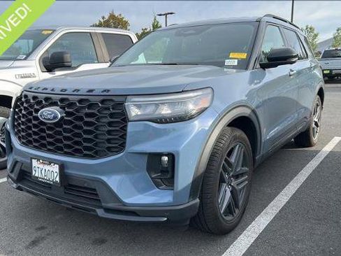 Certified 2025 Ford Explorer ST-Line w/ ST-Line Street Pack image 1