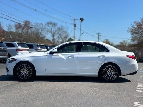 Used 2023 Mercedes-Benz C 300 4MATIC Sedan image 3