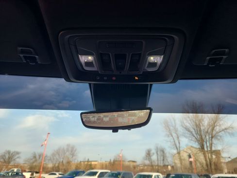 Used 2024 GMC Sierra 2500 Denali w/ Denali Reserve Package image 40