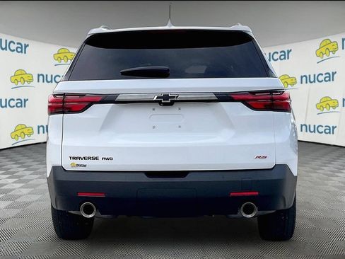 Used 2023 Chevrolet Traverse RS w/ LPO, Floor Liner Package AWD/4WD image 5