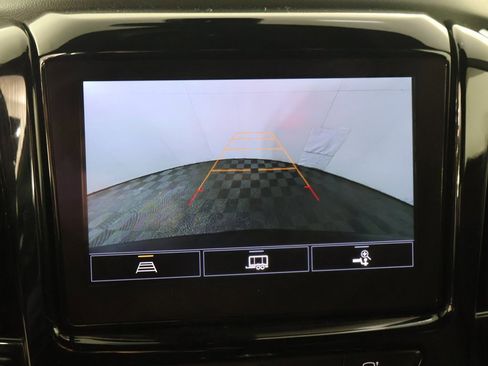 Used 2022 Chevrolet Traverse LT w/ LPO, Floor Liner Package image 46